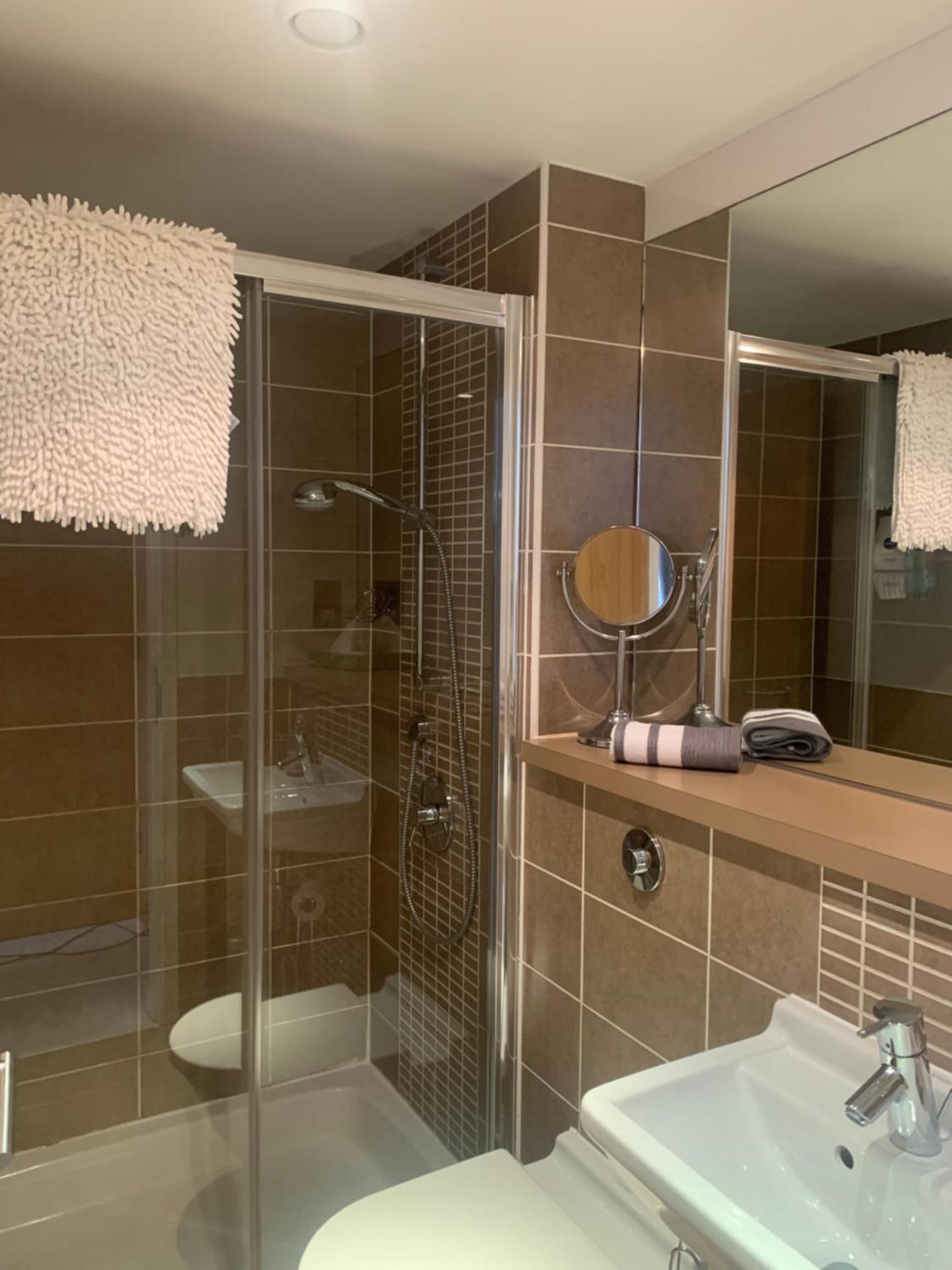 גלאזגו Merchant City Luxury 2 Bedroom Apartment With Secure Parking Available On Request מראה חיצוני תמונה